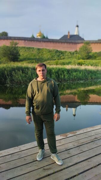  ,   Mikhail, 36 ,   c 