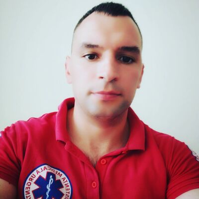  ,   Nicolai, 33 ,   ,   