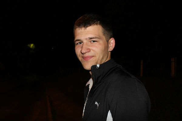  ,   ARTUR, 37 ,   ,   , c 