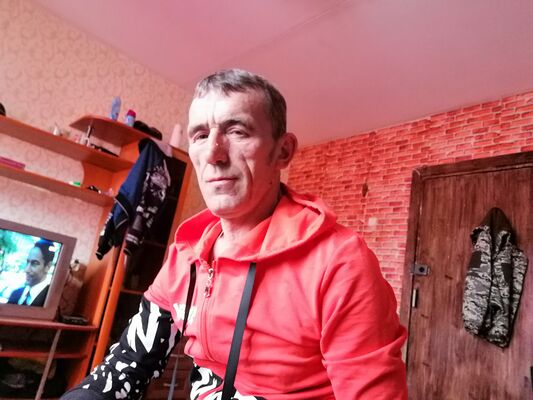  ,   Sergey, 52 ,   ,   , c , 