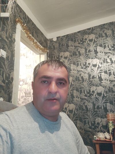 ,   Vano, 44 ,   ,   