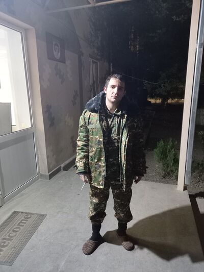  ,   Karen, 30 ,   ,   