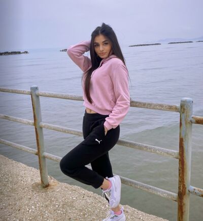  ,   Akisha, 31 ,   ,   