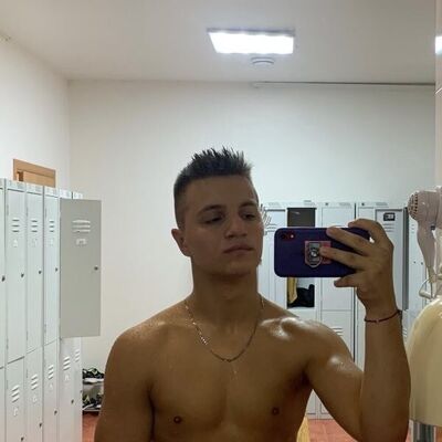  -,   Anton, 24 ,   ,   