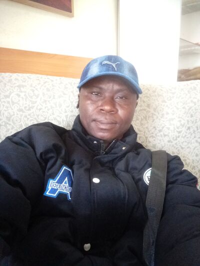  ,   Gandi Roger, 44 ,     , c 