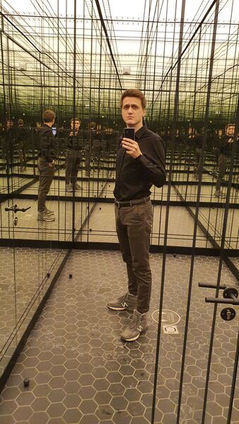  -,   Anton, 36 ,   