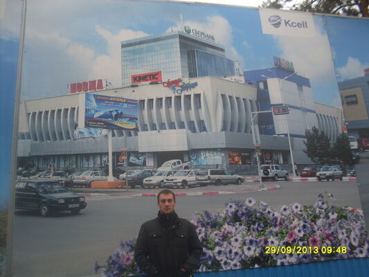  ,   Andrey, 37 ,   