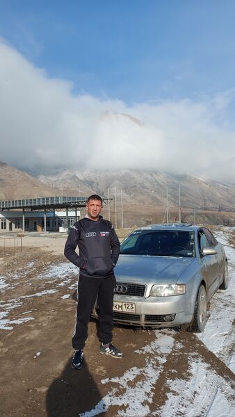  ,   Evgeny, 40 ,   ,   