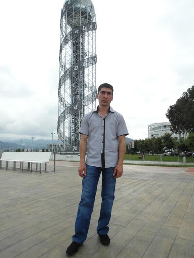  ,   Miko, 44 ,   