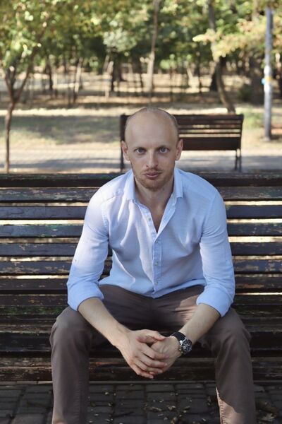  ,   Yuriy, 37 ,   ,   