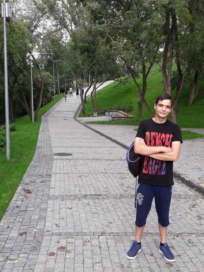  ,   Oleg, 25 ,   