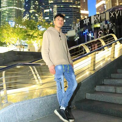  ,   Azizbek, 25 ,   ,   