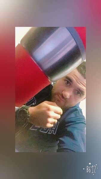  ,   Davit, 32 ,   ,   , c 