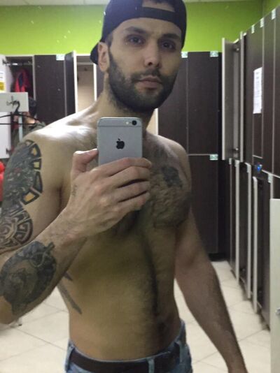  ,   Dante, 35 ,   ,   