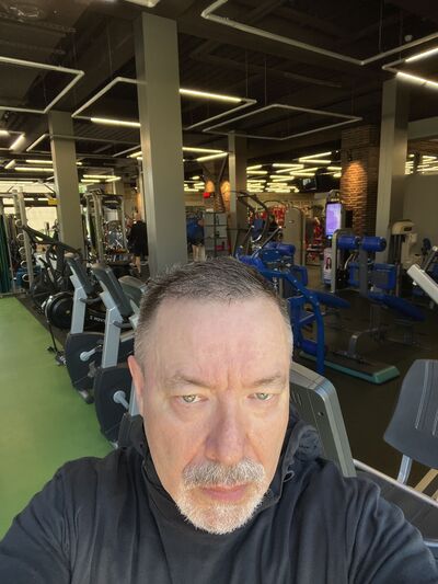 -,   , 52 ,   