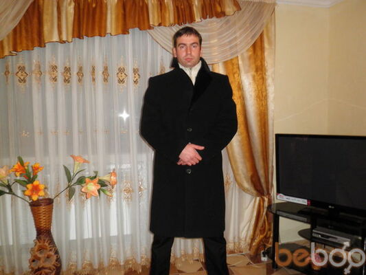  ,   VITALIK, 39 ,   