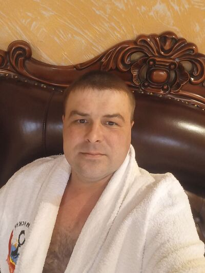  -,   Artem, 37 ,   ,   , c 