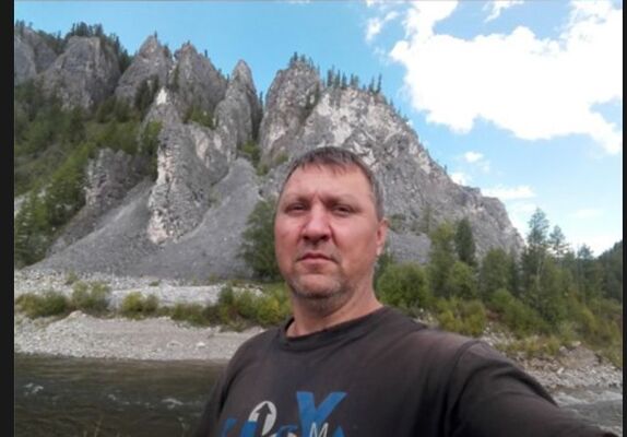  Novy,   , 47 ,     , c 