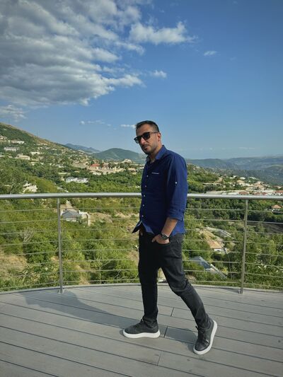  ,   Mehmet, 37 ,   ,   