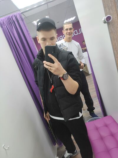  ,   Arkady, 21 ,   ,   