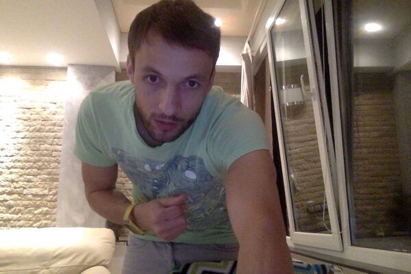  ,   Garik, 39 ,   