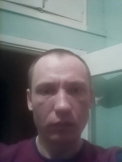  ,   Mihail, 41 ,   