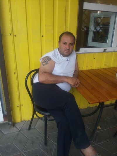  ,   Karen, 48 ,   ,   , c 