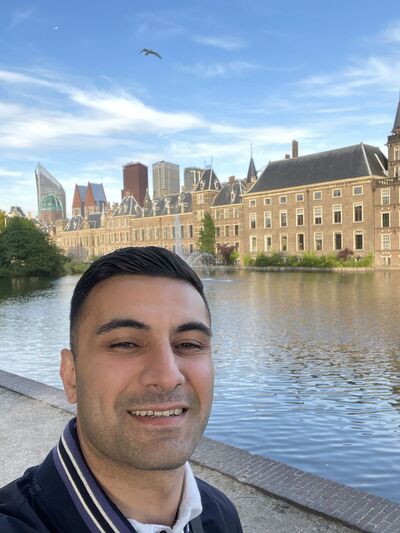  ,   Alik, 32 ,   ,   