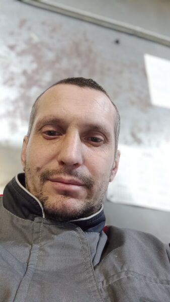  ,   Maksim, 37 ,   ,   , c 