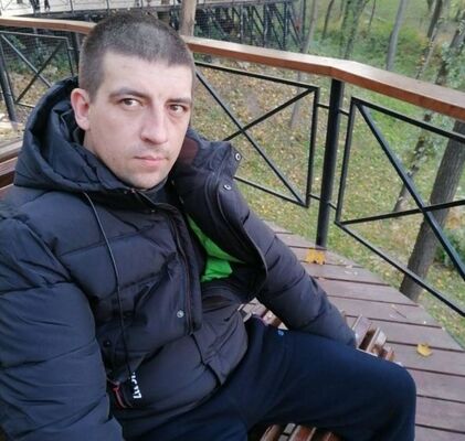  ,   Alex, 41 ,   ,   