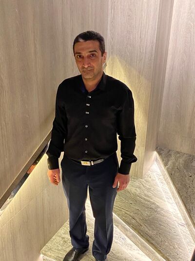  -,   Artur, 44 ,   ,   