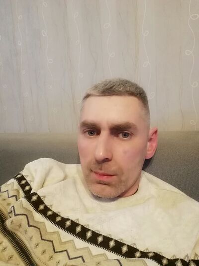  ,   Evgeni, 42 ,   ,   , c 