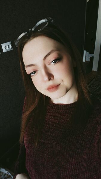   ,   Karina, 19 ,     , c , 