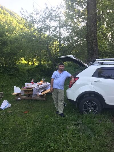  ,   Sasha, 44 ,   