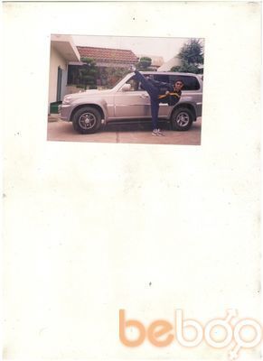  -,   Wes, 46 ,   