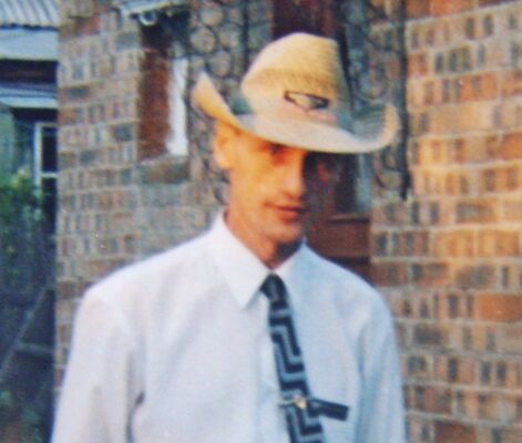  --,   Aleks, 56 ,   