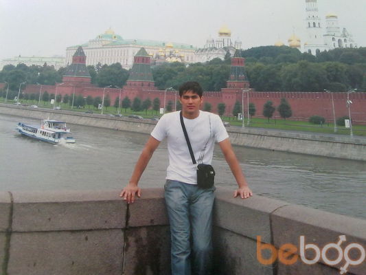  ,   Iskandar, 40 ,  