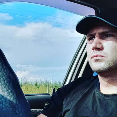  ,   Nikolay, 32 ,   c 
