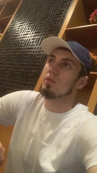  ,   Murad, 33 ,  