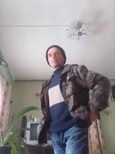  ,   Vitaly, 47 ,   c 