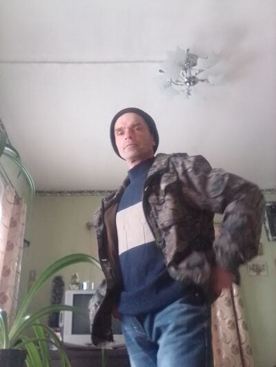  ,   Vitaly, 46 ,   c 