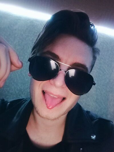  ,   Vampir, 23 ,   ,   
