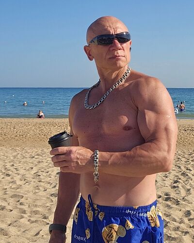  ,   Gennadiy, 58 ,   ,   