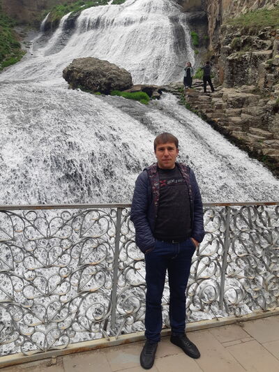  ,   Arman, 28 ,   ,   