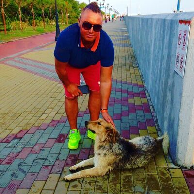  ,   Federico, 37 ,   ,   