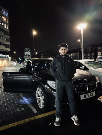  ,   Jon, 25 ,   ,   