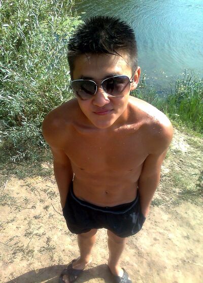 ,   Artur XL, 30 ,   ,   , c , 