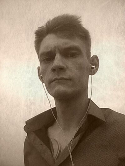  ,   Craz, 33 ,  
