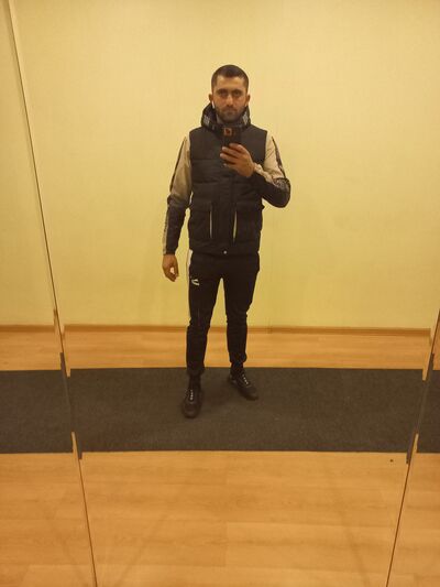  ,   Gog, 32 ,   ,   