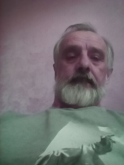  ,   Viktor, 71 ,   ,   